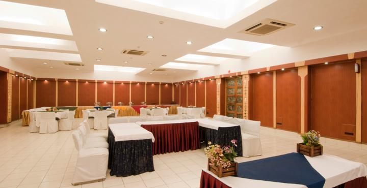 Hotel Atithi Агра Экстерьер фото
