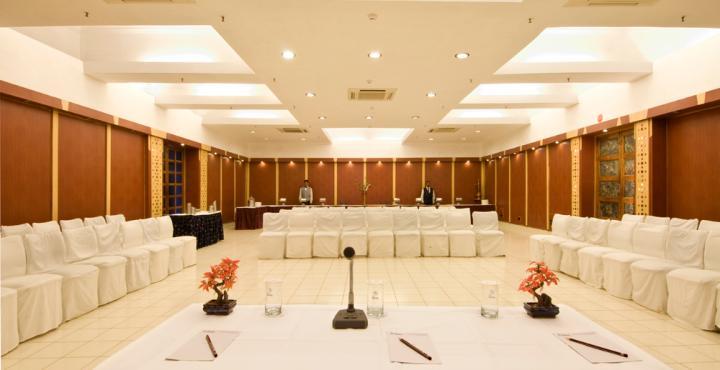 Hotel Atithi Агра Экстерьер фото