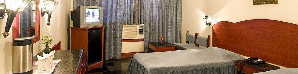 Hotel Atithi Агра Экстерьер фото