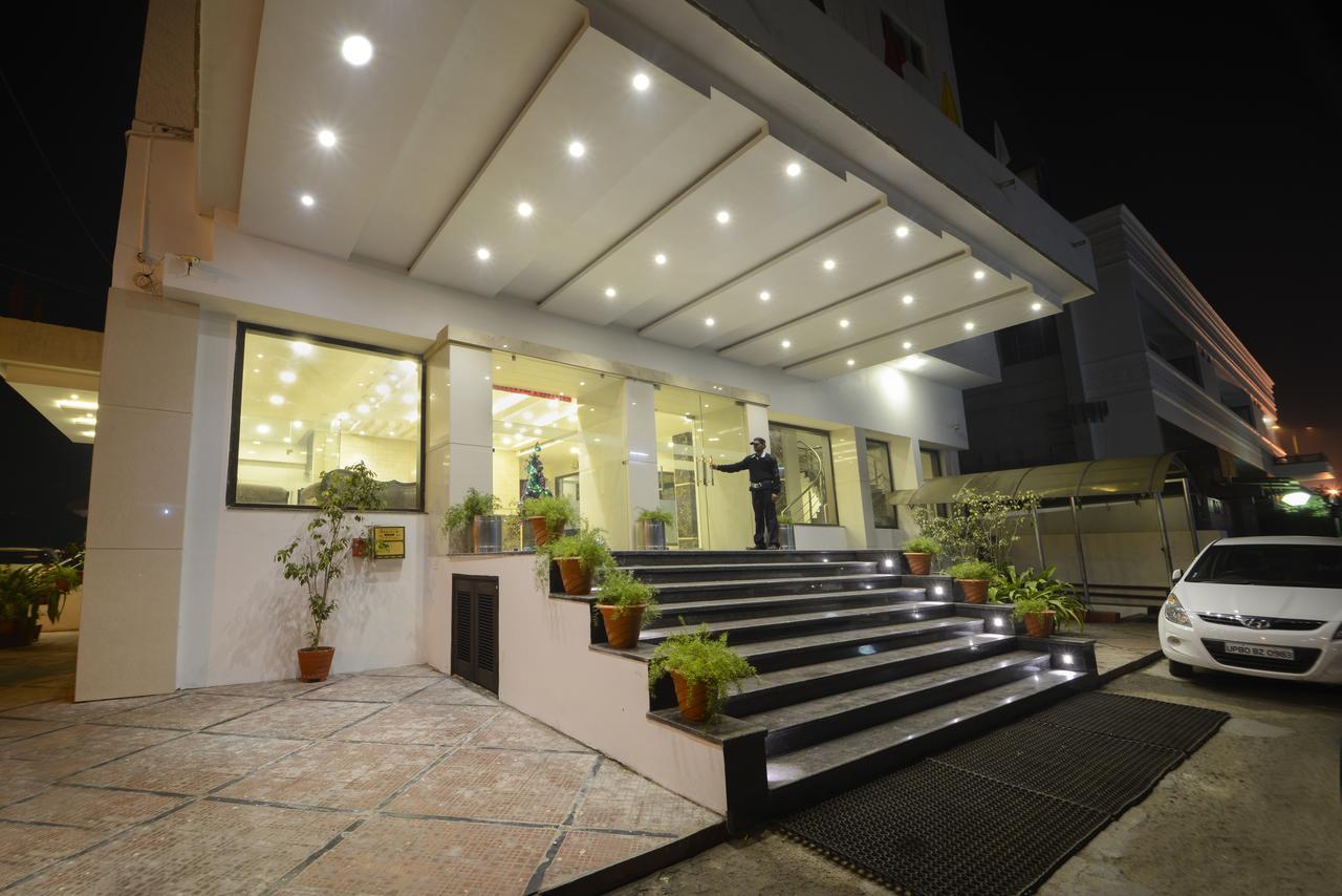 Hotel Atithi Агра Экстерьер фото