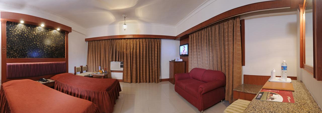 Hotel Atithi Агра Экстерьер фото